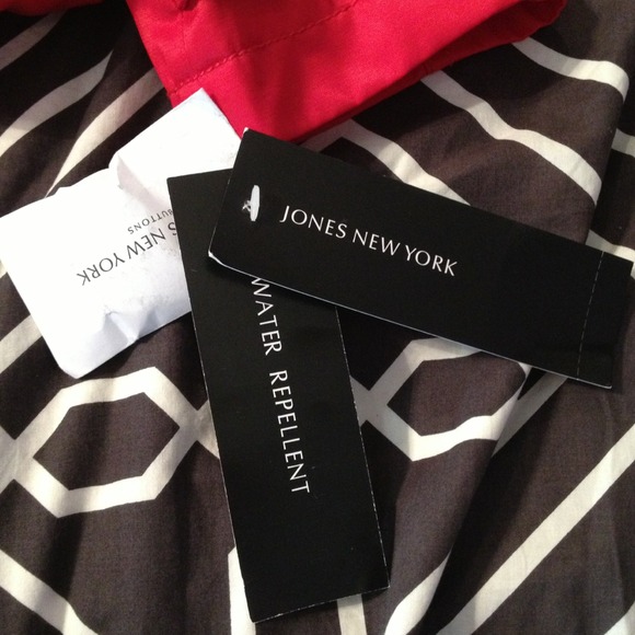 SOLD - Picture 4 of 4