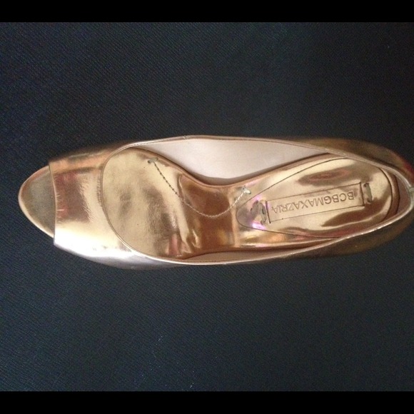 SOLD!!!  BCBGMAXAZRIA rose Gold heels - Picture 1 of 3