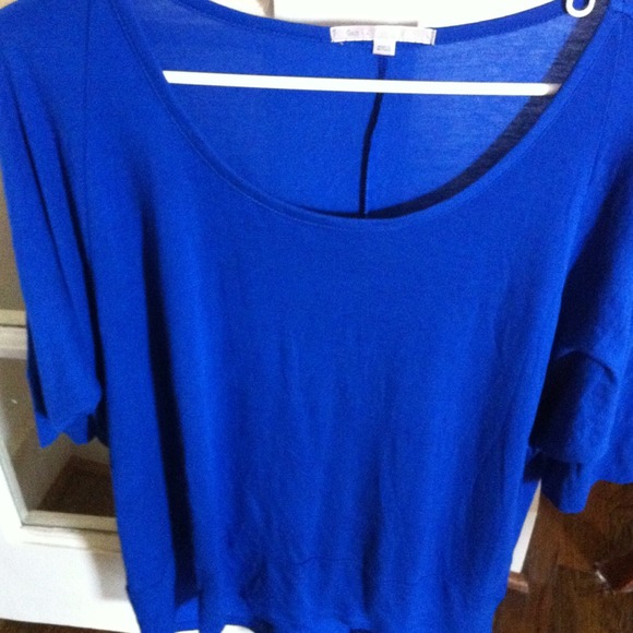 💙Sold💙 Gap Blouse 😃Price Reduction 😃