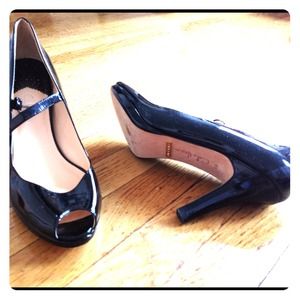Beautiful Cole Haan Patent Leather Heels