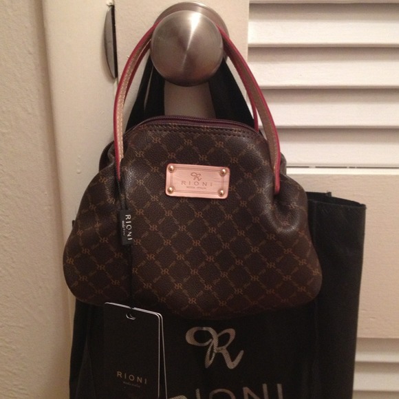 Rioni BRAND NEW mini purse