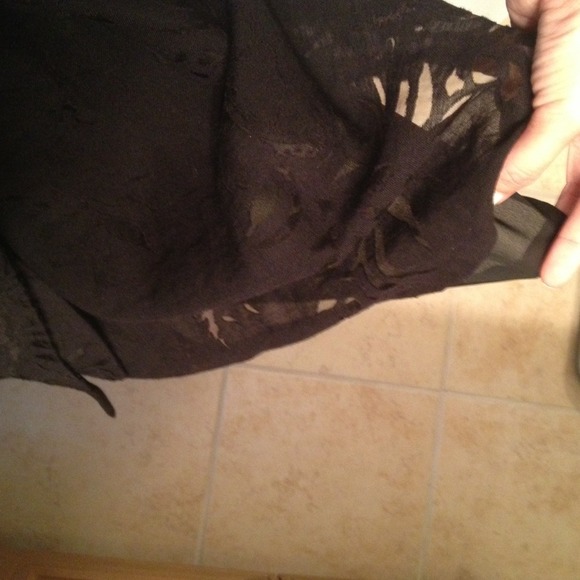 Cute flowy dress, g by guess - Picture 4 of 4