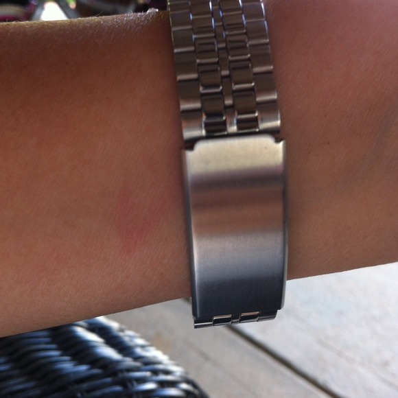 💢💢💢Chanel vintage watch....💢💢💢SOLD ON EBAY✨✨ - Picture 2 of 2