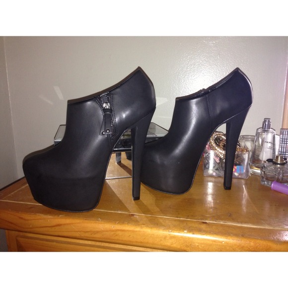 Black booties