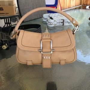 Kenneth Cole small leather shoulder/hand purse