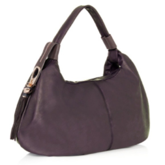 ***Sold*** Cute roomy hobo!!!