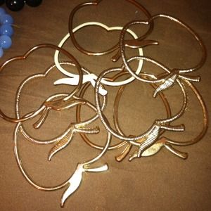 Apple bottom bracelets set ....