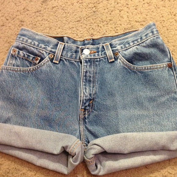 🌟SOLD🌟 Vintage High Waisted Shorts