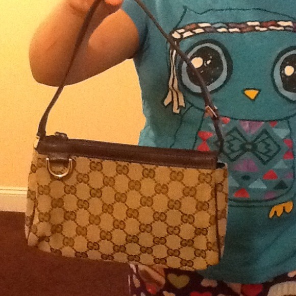 Gucci bag been worn once or twice authentic - Picture 1 of 4