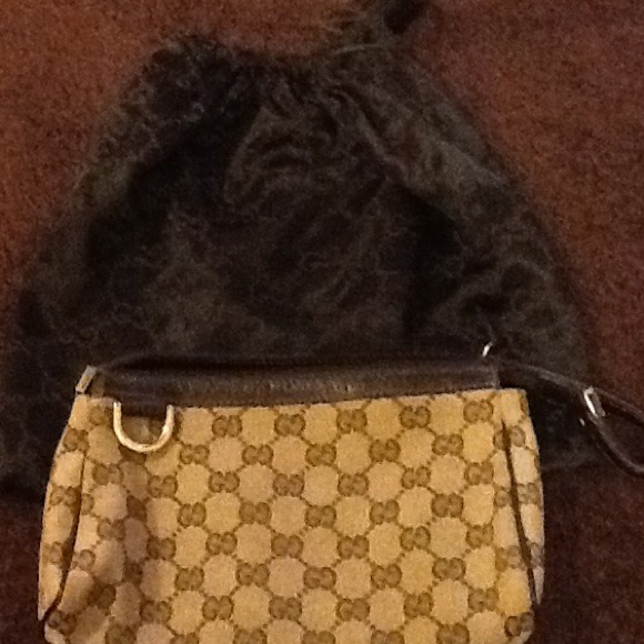 Gucci bag been worn once or twice authentic - Picture 4 of 4