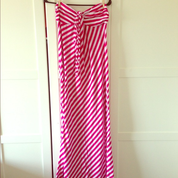 Dresses & Skirts - SOLD!!! Pink and white maxi dress.