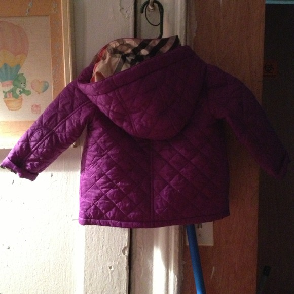 Burberry jacket size 2t - Picture 2 of 2