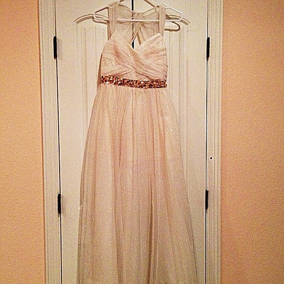 Dresses & Skirts - Long Cream/gold colored prom/homecoming dress