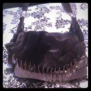 SOLD 💋Adorable Nicole Lee black and grey purse 👜