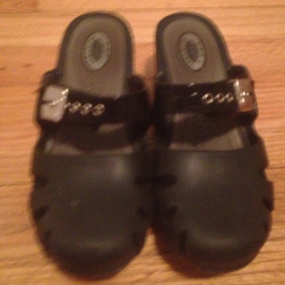 Size 7 black clogs.