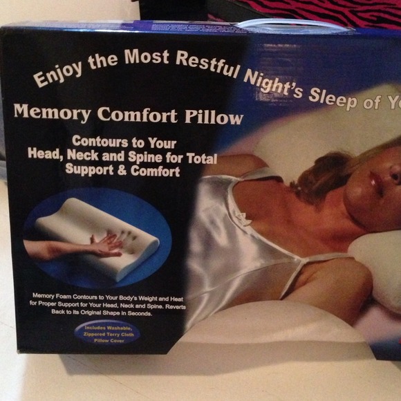Memory foam pillow