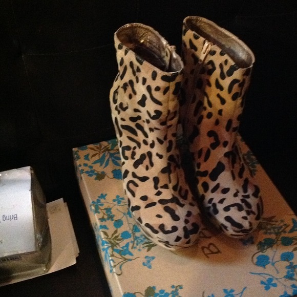 Leopard wedge hill boots like new worn once