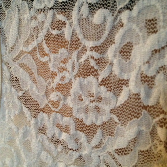 Floral tank top with lace back - Picture 4 of 4