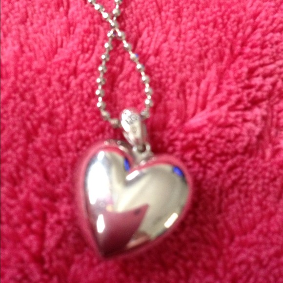 🚫TRADED🚫Sterling Silver Crystal Heart Pendant - Picture 3 of 4