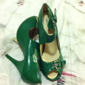Charles Albert heels