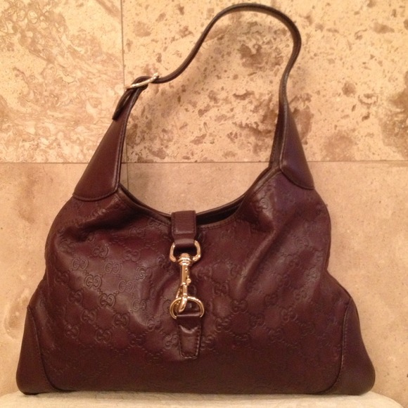 Gucci  purse! Hold