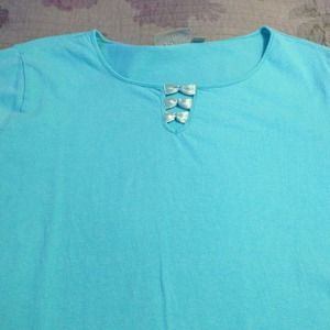 Turquoise top