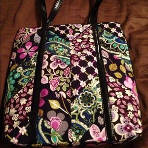 SOLD!! Vera Bradley Floral Nightingale ltd ed tote