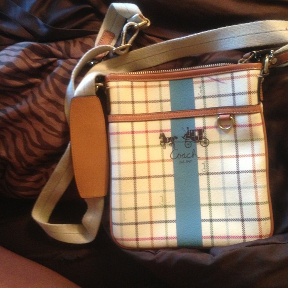 Authentic coach strap purse