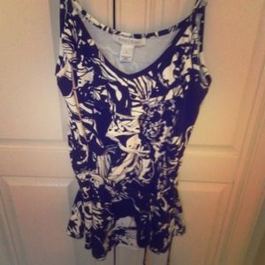 Black and white floral print top