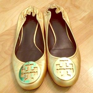 Tory burch reva flats gold