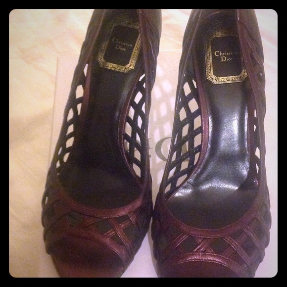 Dior shoes only worn once