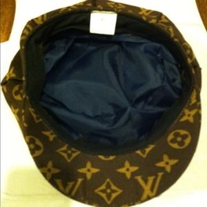 Traded @fadhionaddict69 REDUCED!!! Louie VITTON