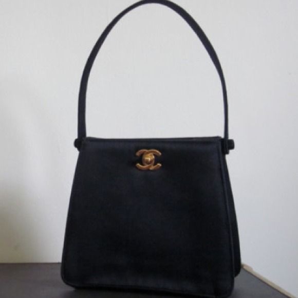 🚫SOLD🚫Authentic Vintage Chanel Black Satin Bag