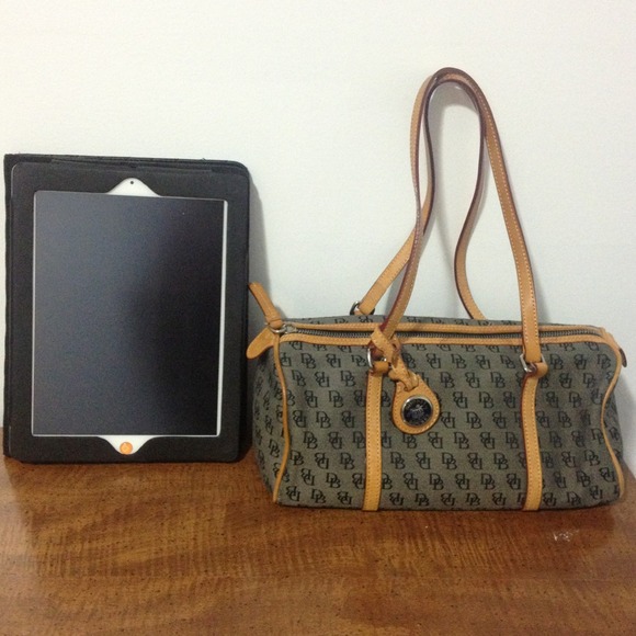 Dooney & Bourke Handbag - Picture 4 of 4