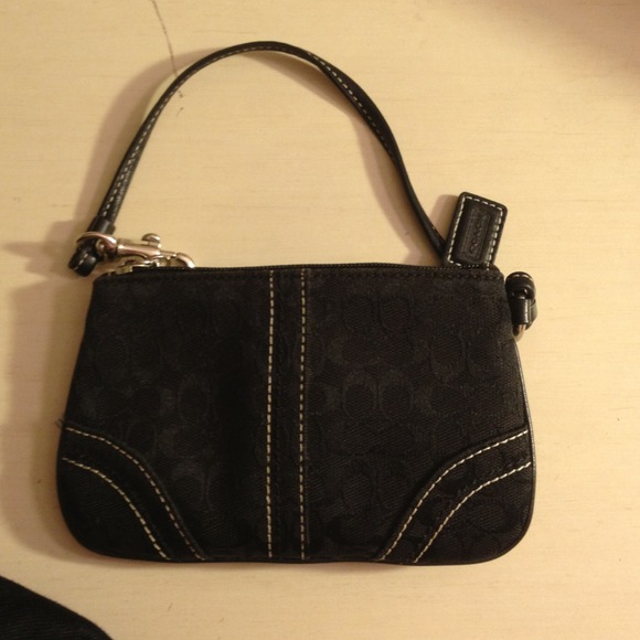 ✅SOLD✅ ✨Authentic Coach✨✨✨ - Picture 3 of 3