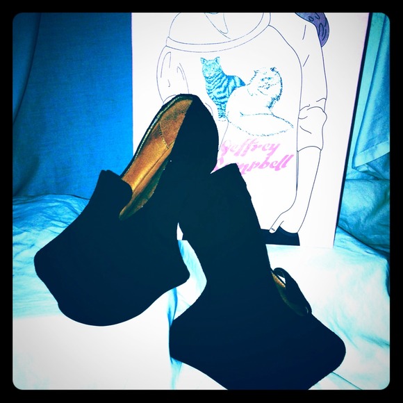Blyke By Jeffery Campbell