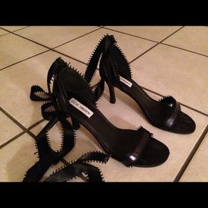 *SOLD* Steve Madden Satin Bow Heels