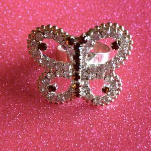 Adjustable butterfly  fashion ring.