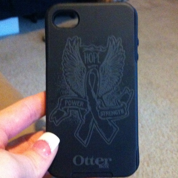 💖REDUCED! Breast cancer awareness OtterBox!