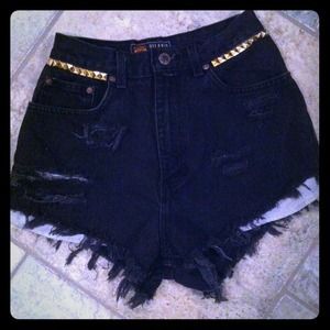 🎀REDUCED🎀gold studded high waisted shorts 5/6