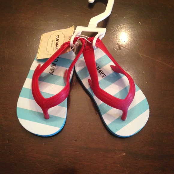 👣 OLD NAVY LIL' LOVES SANDALS👣