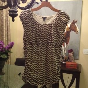 Kenneth Cole Top
