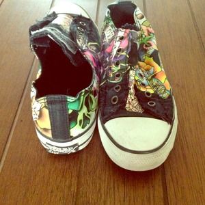 Black size 10 ed hardy shoes