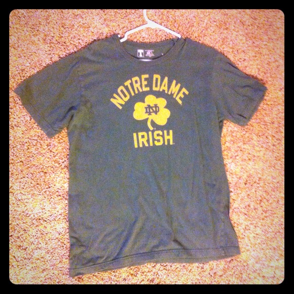 Mens Green Notre Dame tee