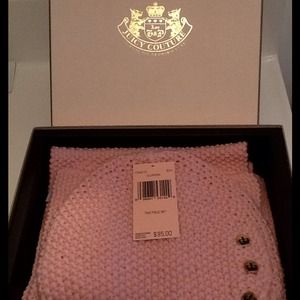 Juicy couture hat & scarf set