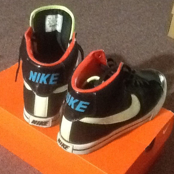 Nike Sweet Classics - Picture 3 of 4