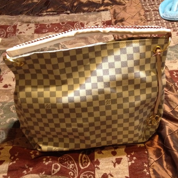 Louis vuitton white checkered monogram!!