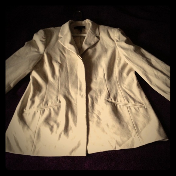 SOLD! NWOT CreamColor Blazer The Limited