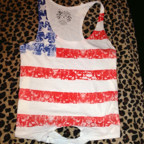 🇺🇸🇺🇸🇺🇸AMERICAN FLAG TANK TOP: LARGE🇺🇸🇺🇸