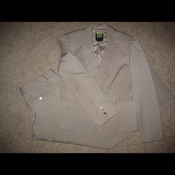 The Limited Business Suit